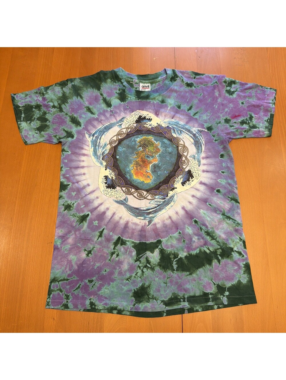 Vintage Dolphin Earth Graphic Tie Dye T-Shirt Blue Ocean Planet Nature Size L